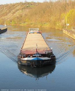 Bild: GMS Aquaplan auf dem Neckar, ihrer früheren Heimat. Heute ist das Schiff am Main zuhause.