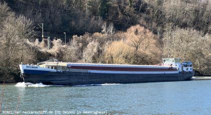 Bild: MS Deimos fährt im März 2022 unbeladen den Neckar hinauf.